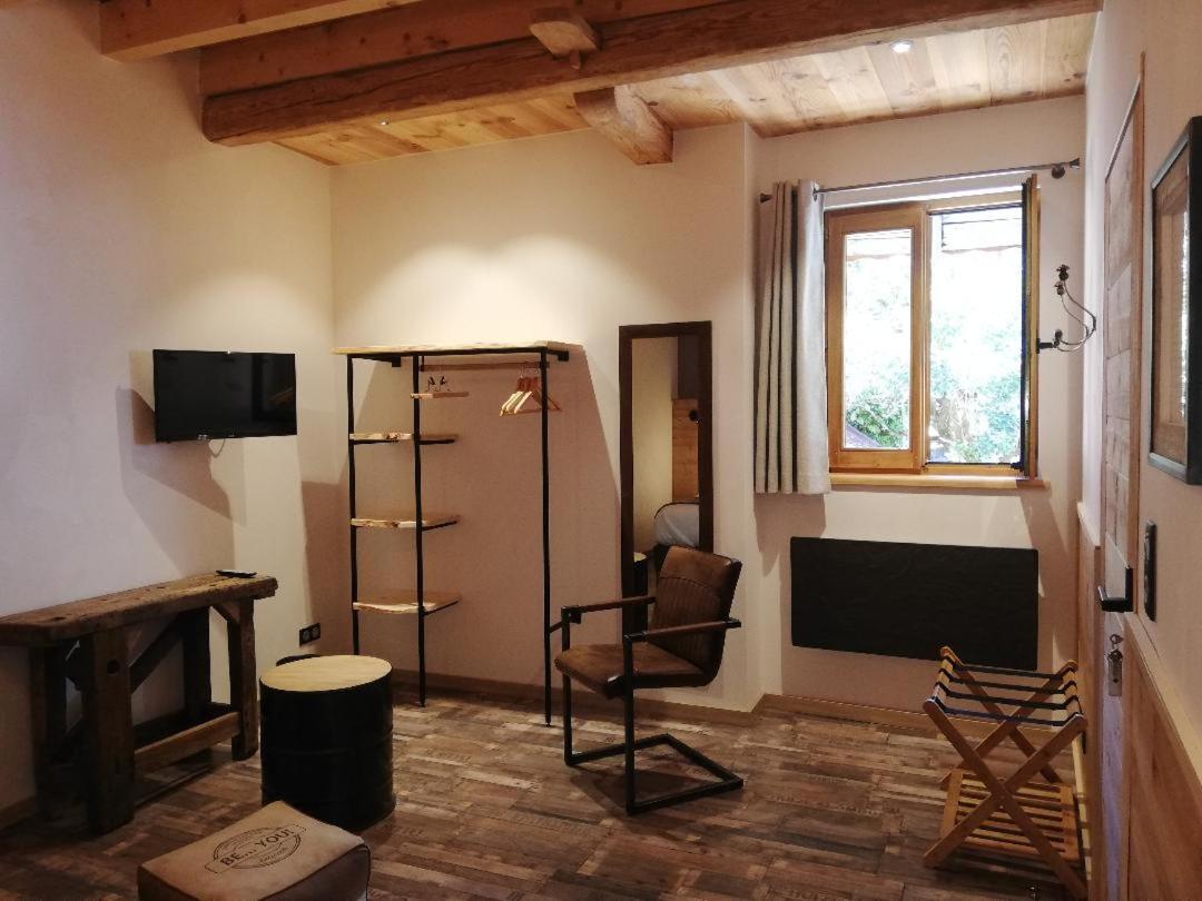 Un R De Memises Bed & Breakfast Thollon-les-Memises Dış mekan fotoğraf